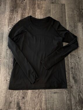 Lululemon Swiftly Tech Long-Sleeve - Hip Length - Black - Size 12